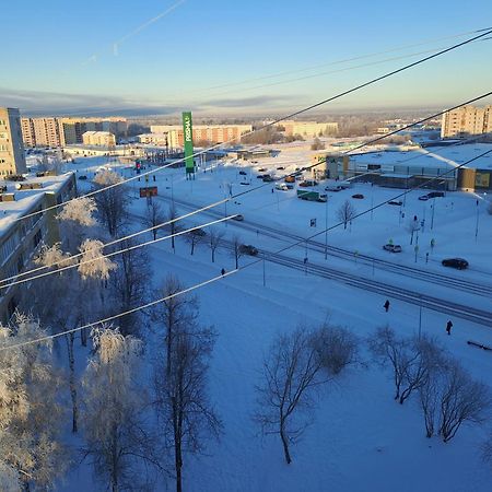 Hero Avenue Apartment Нарва Экстерьер фото