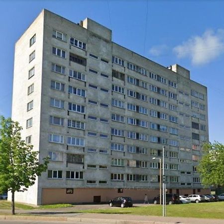 Hero Avenue Apartment Нарва Экстерьер фото